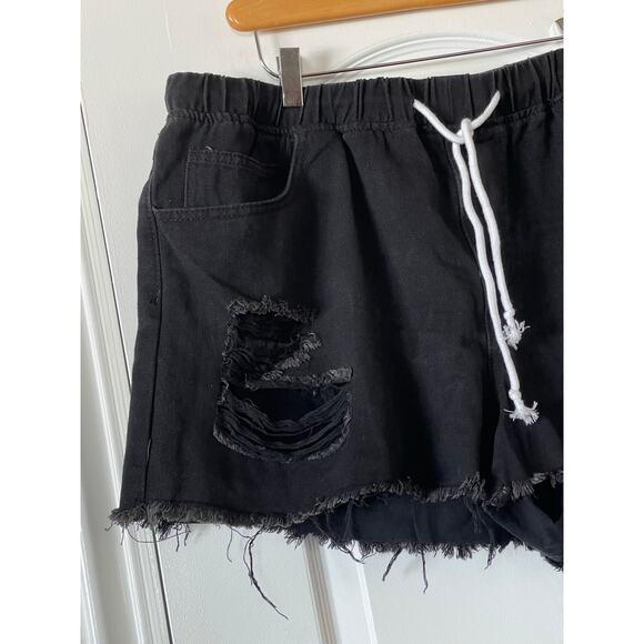 SHEIN Plus Size Summer Ripped Denim Shorts 3X - Picture 5 of 7